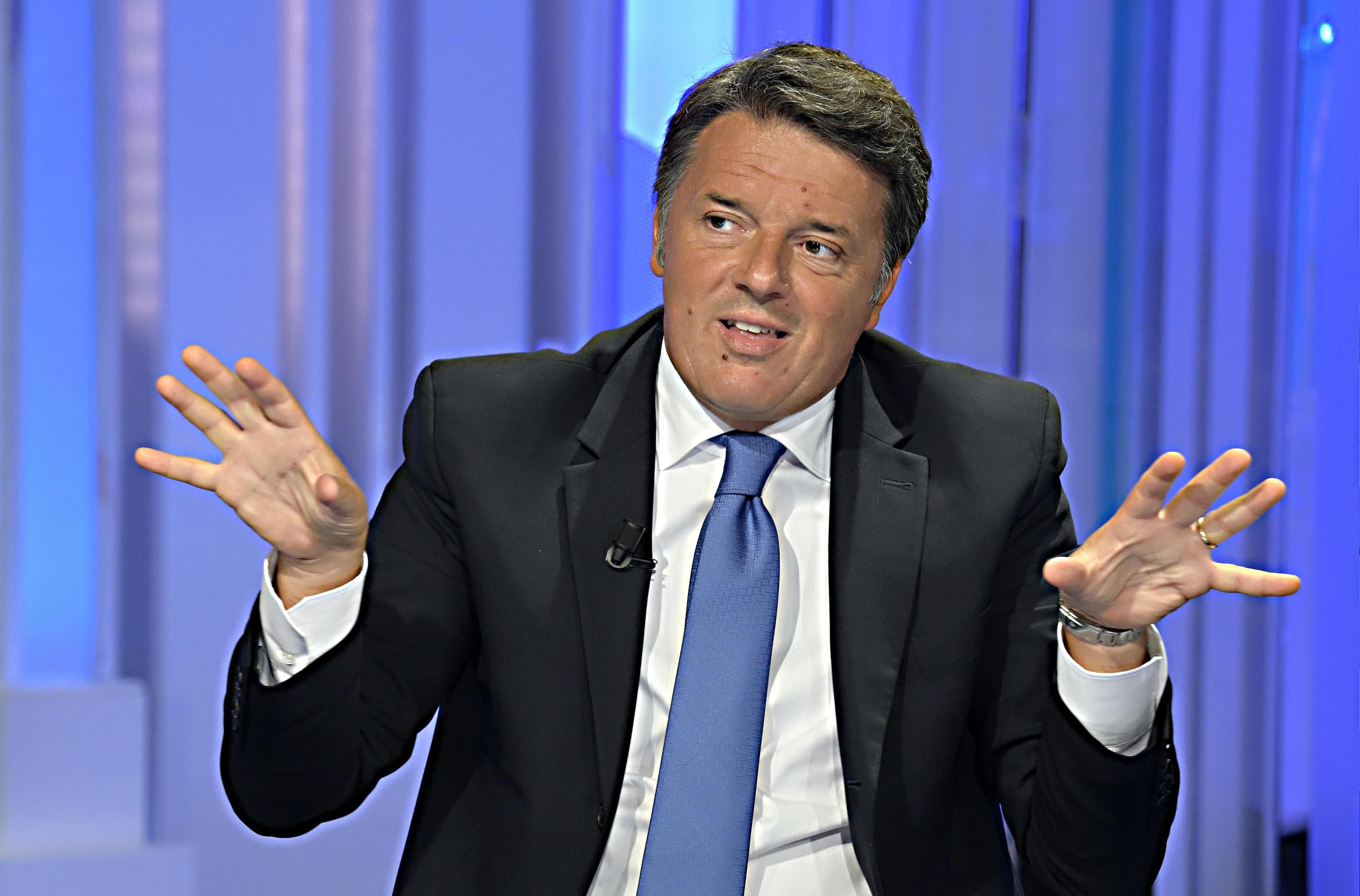 Il guru a Renzi: dossier sui grillini e un detective a caccia di scandali