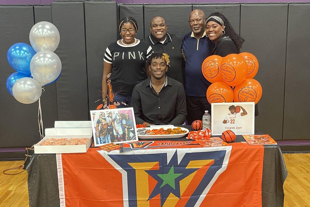 UTRGV-bound Barganier first Charger to sign to play college basketball