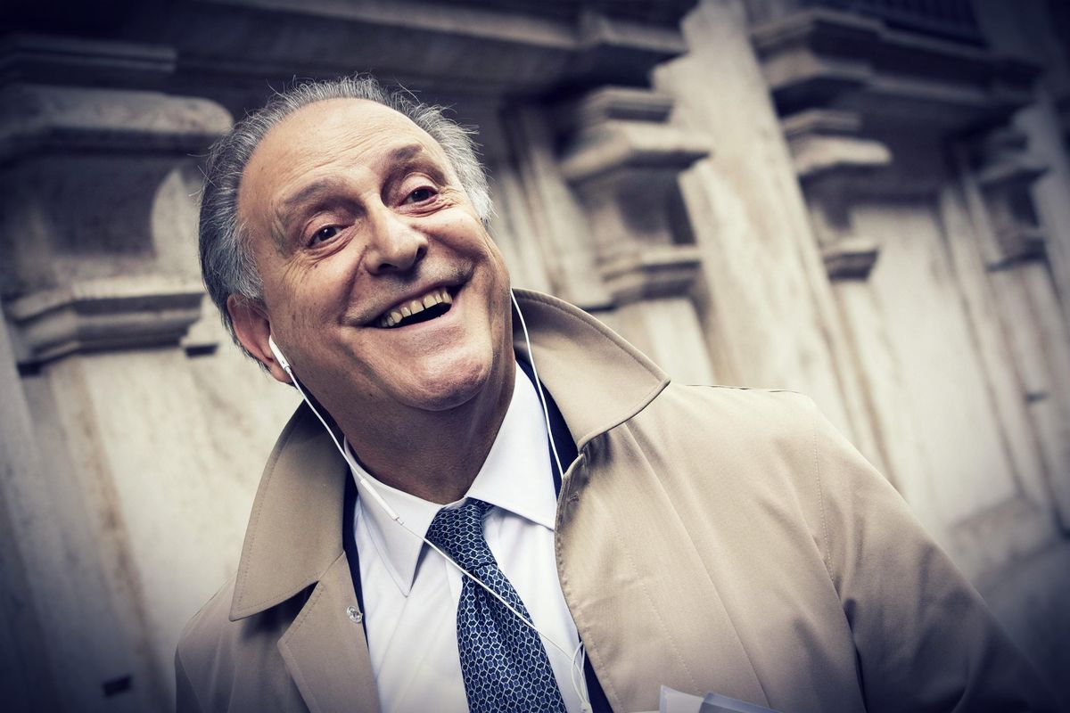 L’ombra dei servizi non abbandona Conte