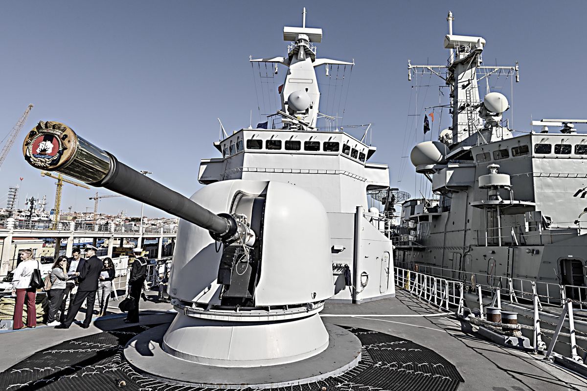 oto melara fincantieri commesse militari sindacati