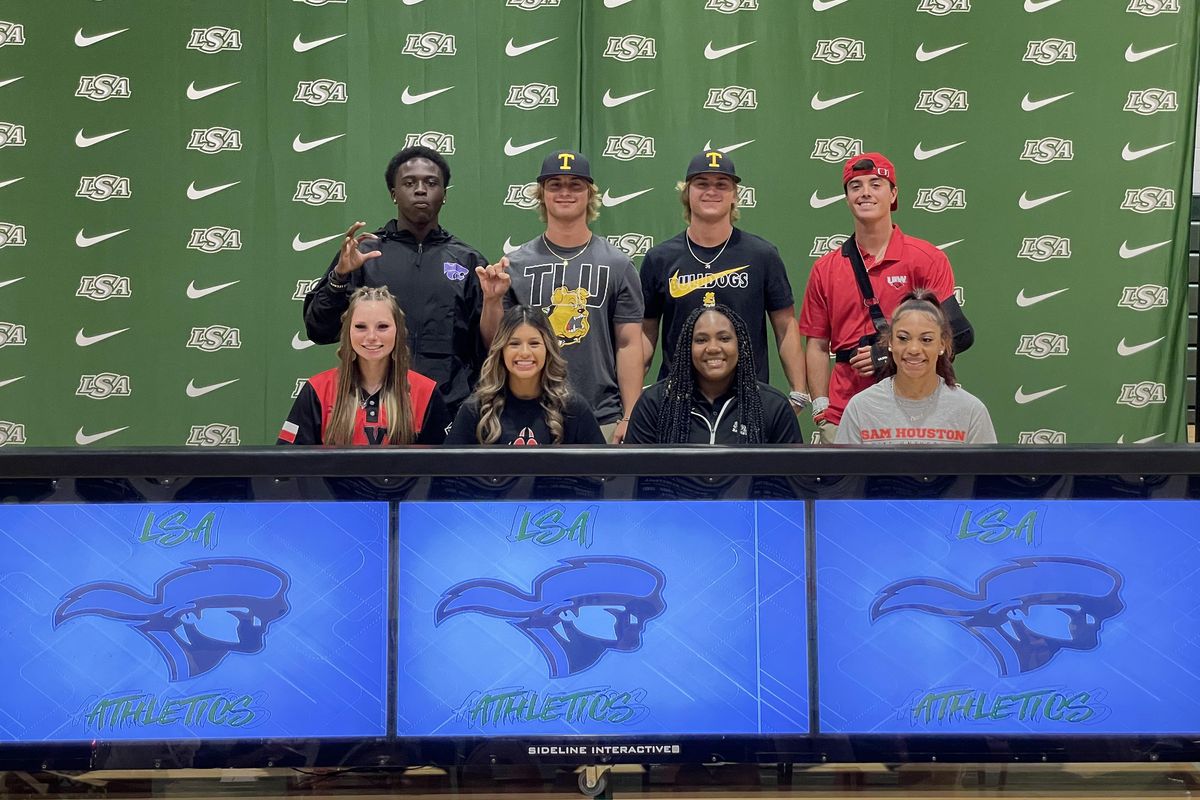 Nine student-athletes sign NLIs during Lutheran South Academy November National Signing Day
