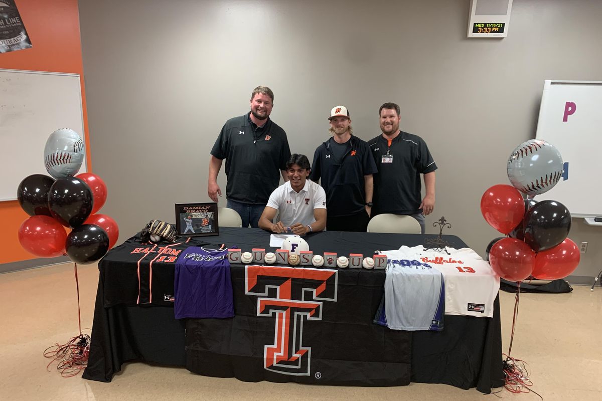 Birdville ISD: 10 Student-Athletes sign National Letters of Intent