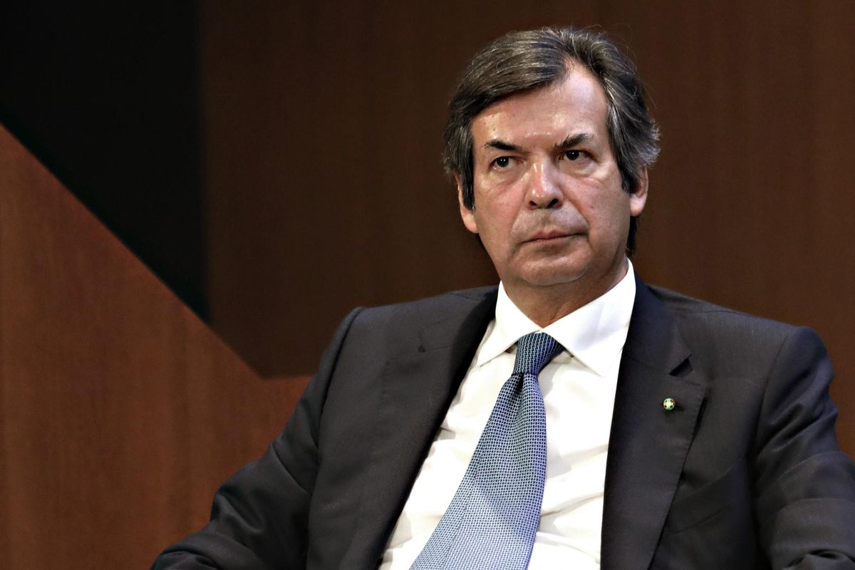 Messina dà le carte da grande elettore: Draghi resti a Chigi e Mattarella al Colle