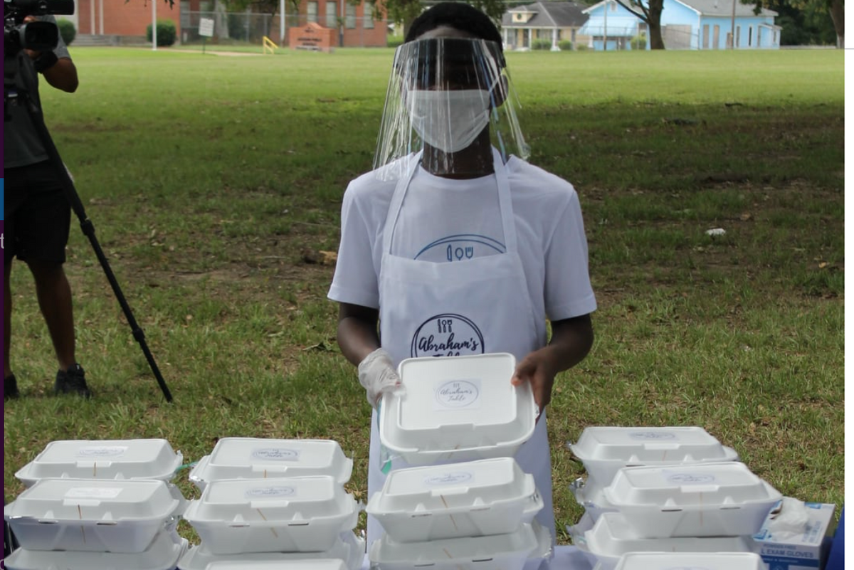 13 yr old feeds the homeless, 13 year old make a wish feeds homeless