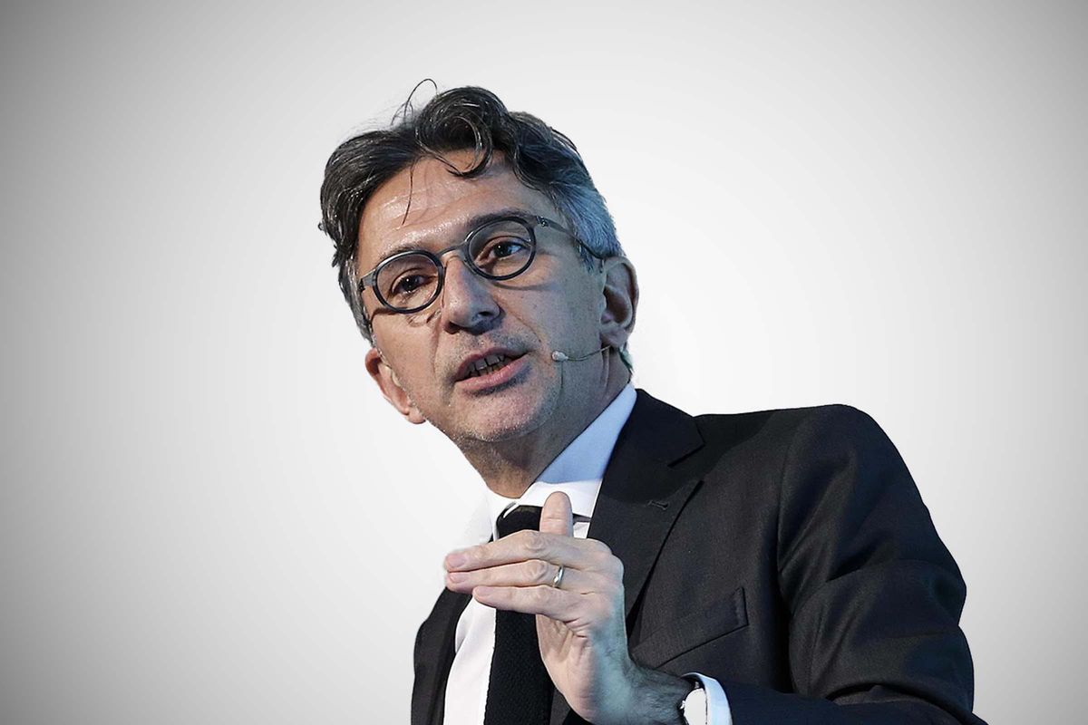 Bestia di Renzi, all’estero le mail di governo