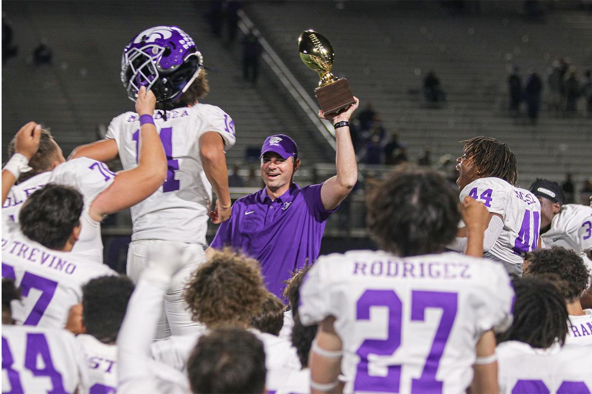 Bi-District Champs: Wildcats Advance to Round 2