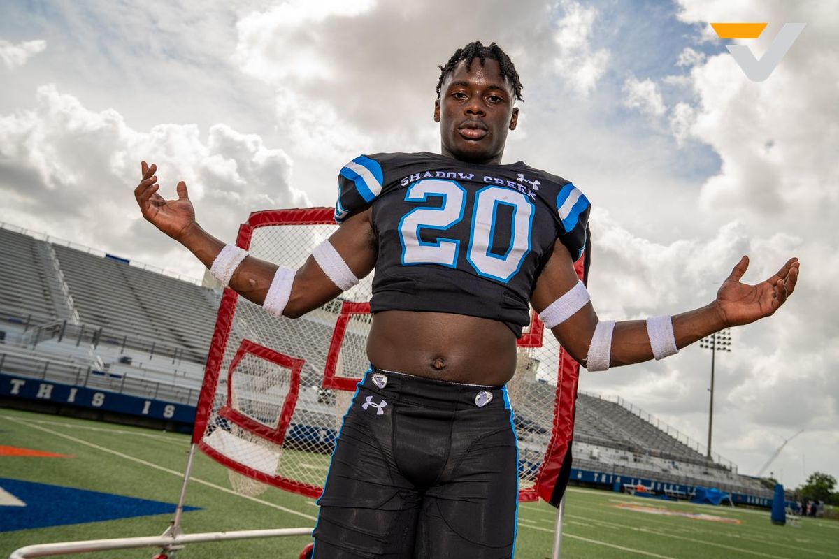 Shadow Creek's Lewis a 'technician' on the field