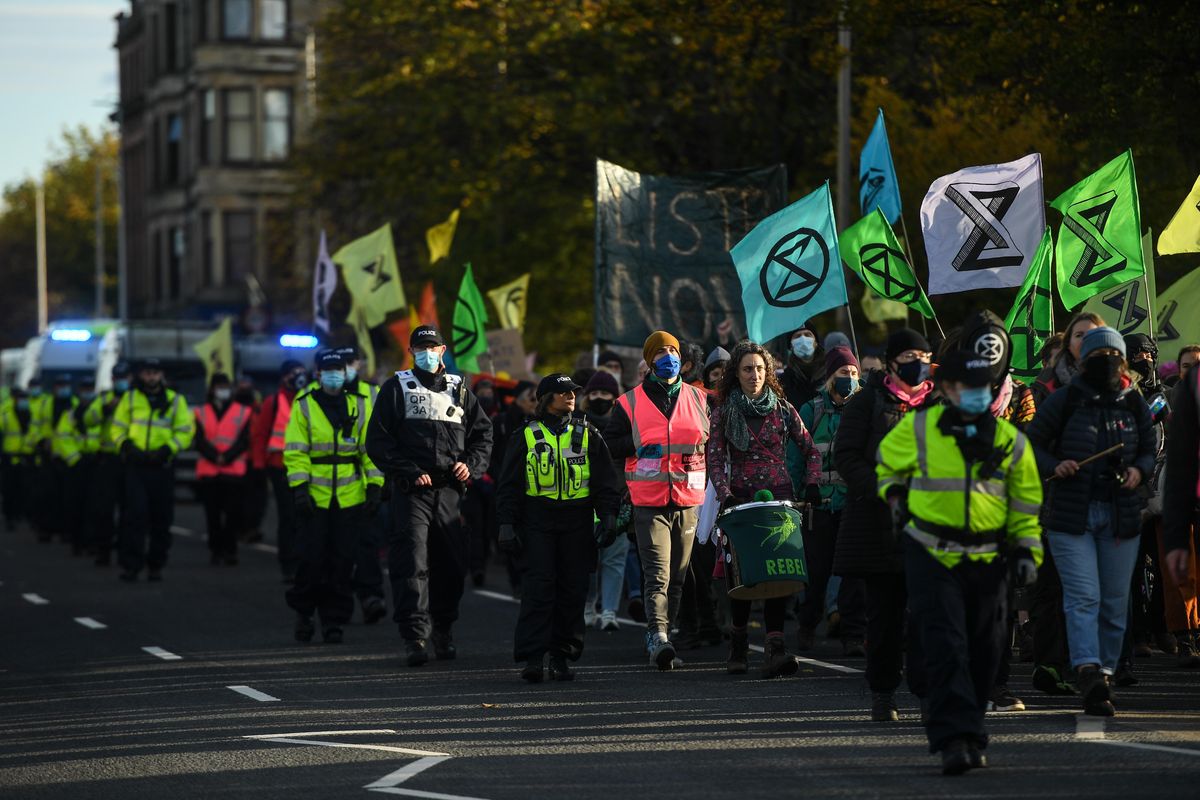 extinction rebellion green stupri