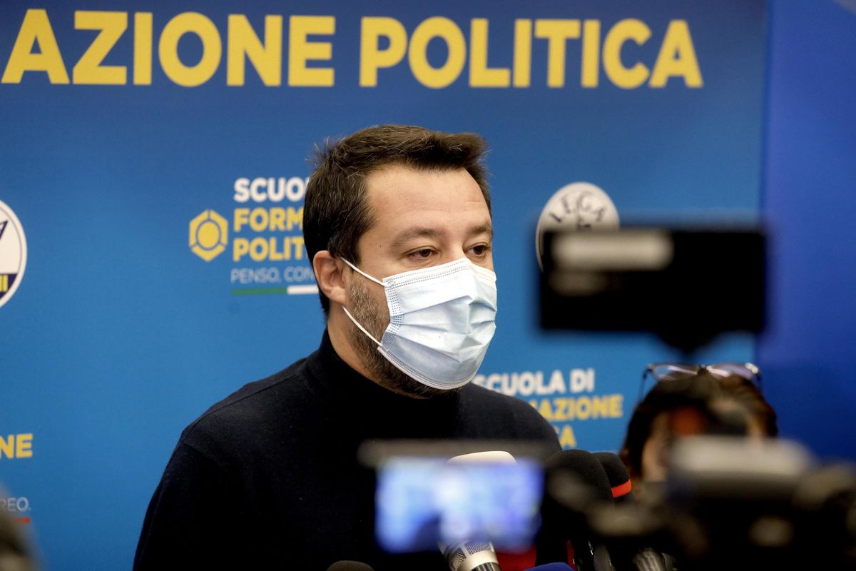 Salvini archivia i casi Ppe e Giorgetti: «Governo fermo sull’immigrazione»