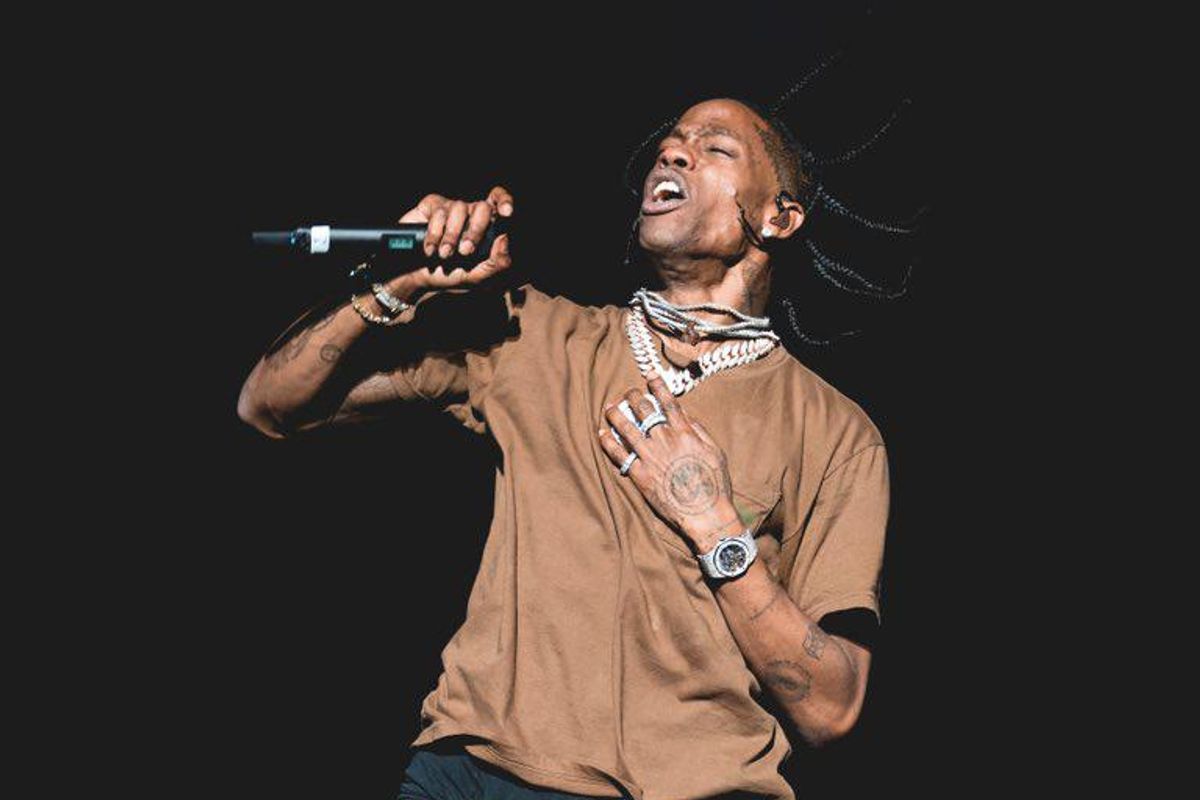 Travis Scott, Drake hit with Austin lawsuit after deadly Astroworld Fest