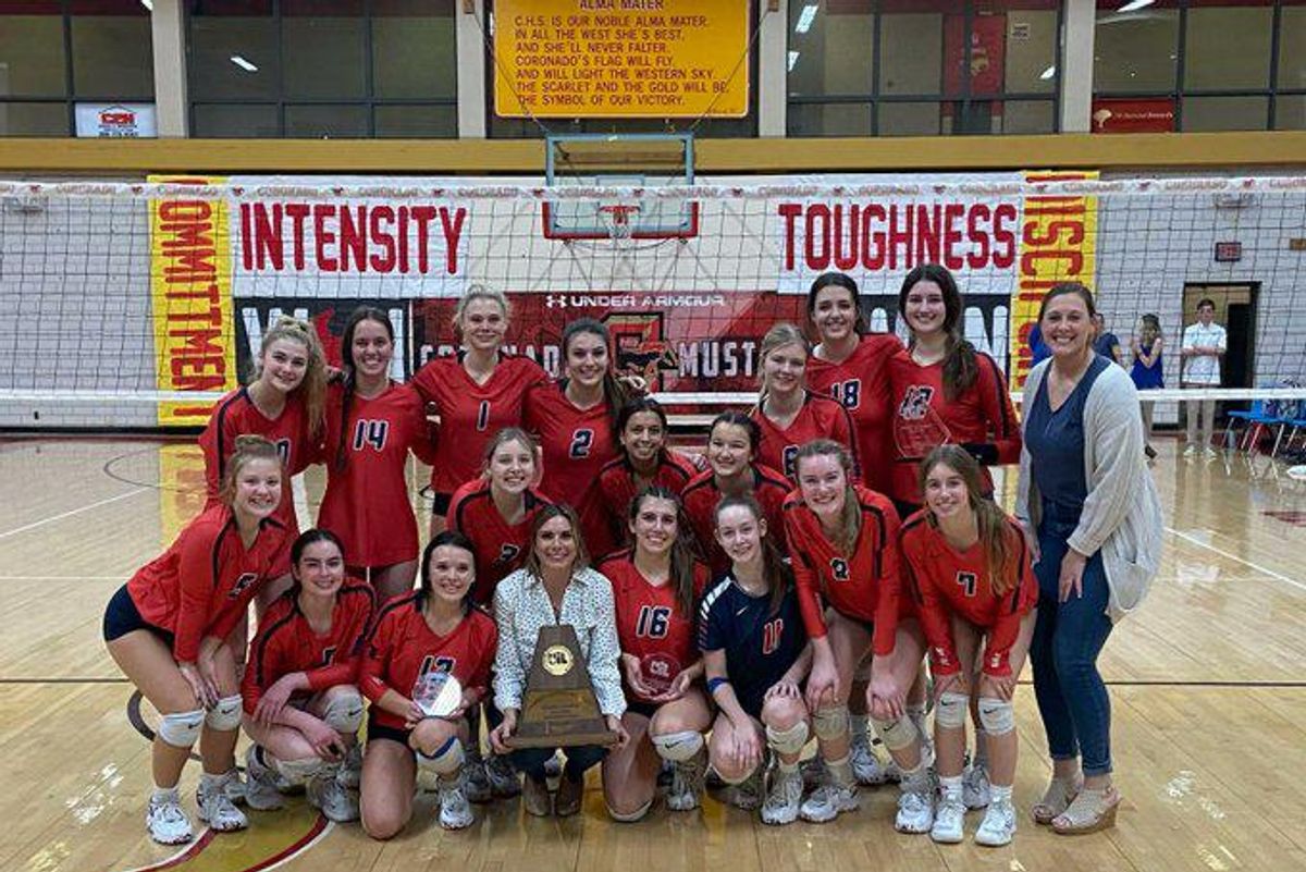 UIL STATE SEMIFINALS: Grapevine vs. New Braunfels Canyon volleyball