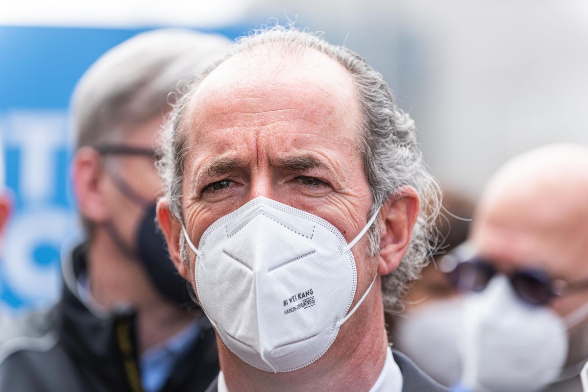 E gli amministratori confermano: «Obbligo di vaccino? Impossibile»