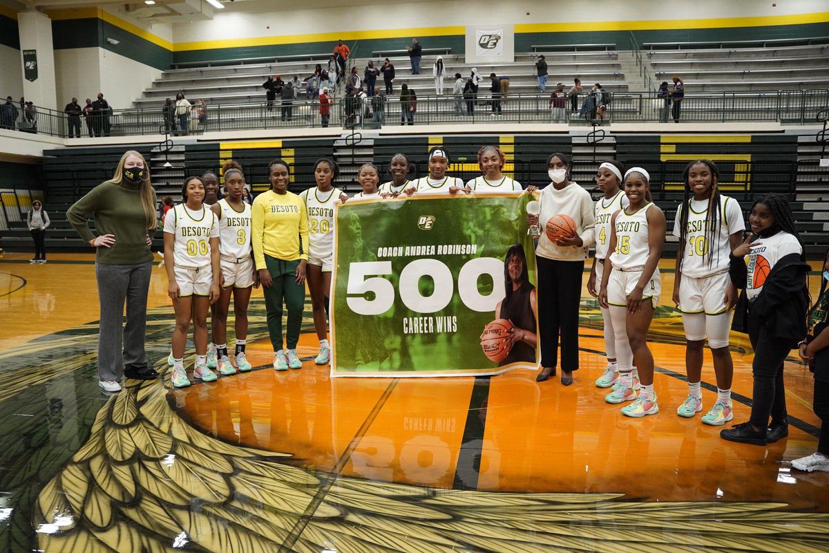 Game of the Week powered by Boost Mobile Basketball HIGHLIGHTS: DeSoto defeats Mansfield Timberview