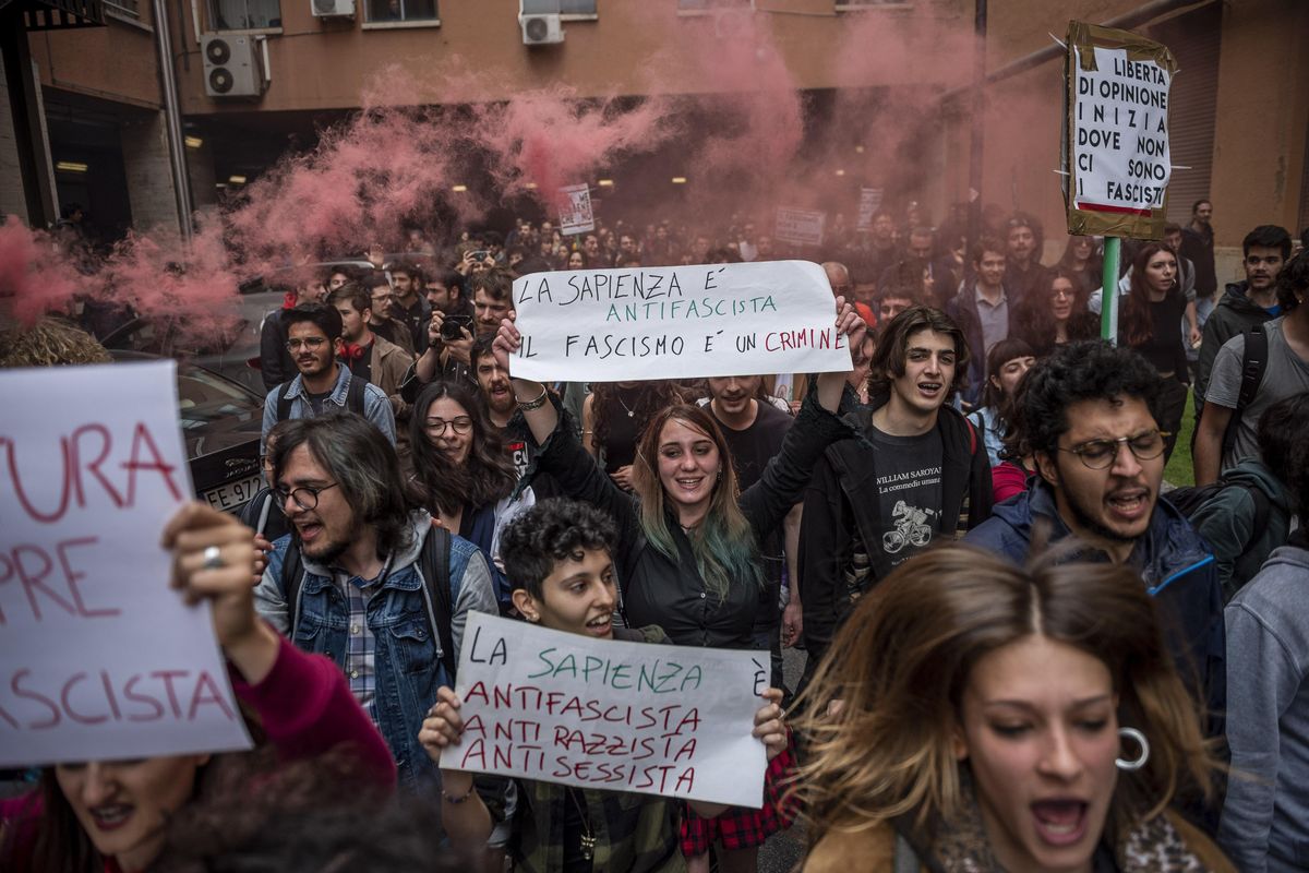 Per liberare gli atenei serve più Medioevo