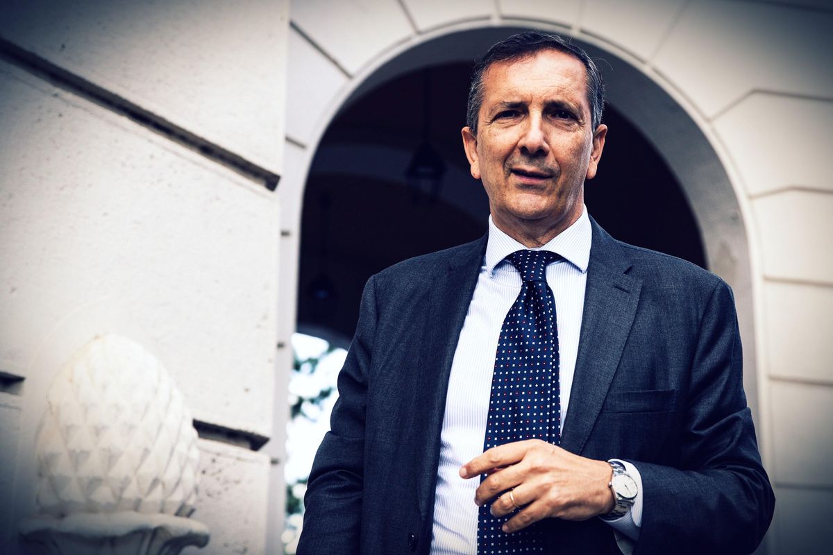 Governo pronto a parlare americano ma non vuole cedere tutta la rete Tim