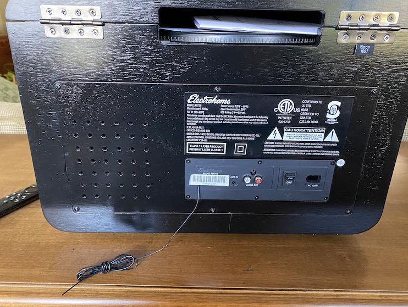 Electrohome Kingston - Reproductor de discos de vinilo vintage 7 en 1,  sistema estéreo, tocadiscos de 3 velocidades, Bluetooth, radio AM/FM, CD