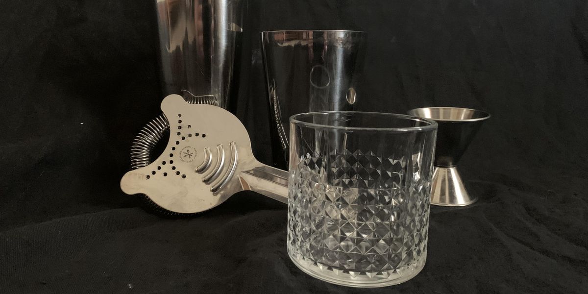 Welcome To Wonkette Happy Hour, With Gifts For The Bartender In Your Life! - Vimarsana News