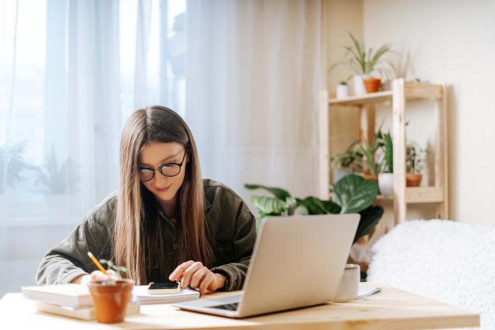 Woman tries to find the hidden job market