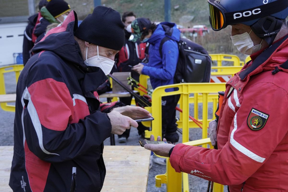 Un altro giro di apartheid manda il turismo a picco