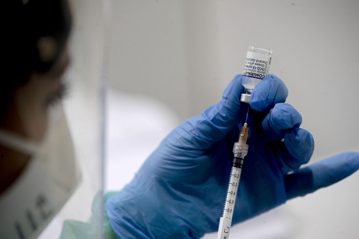 Salvezza, pentimenti, fede, profeti. Ormai i vaccini sono una religione