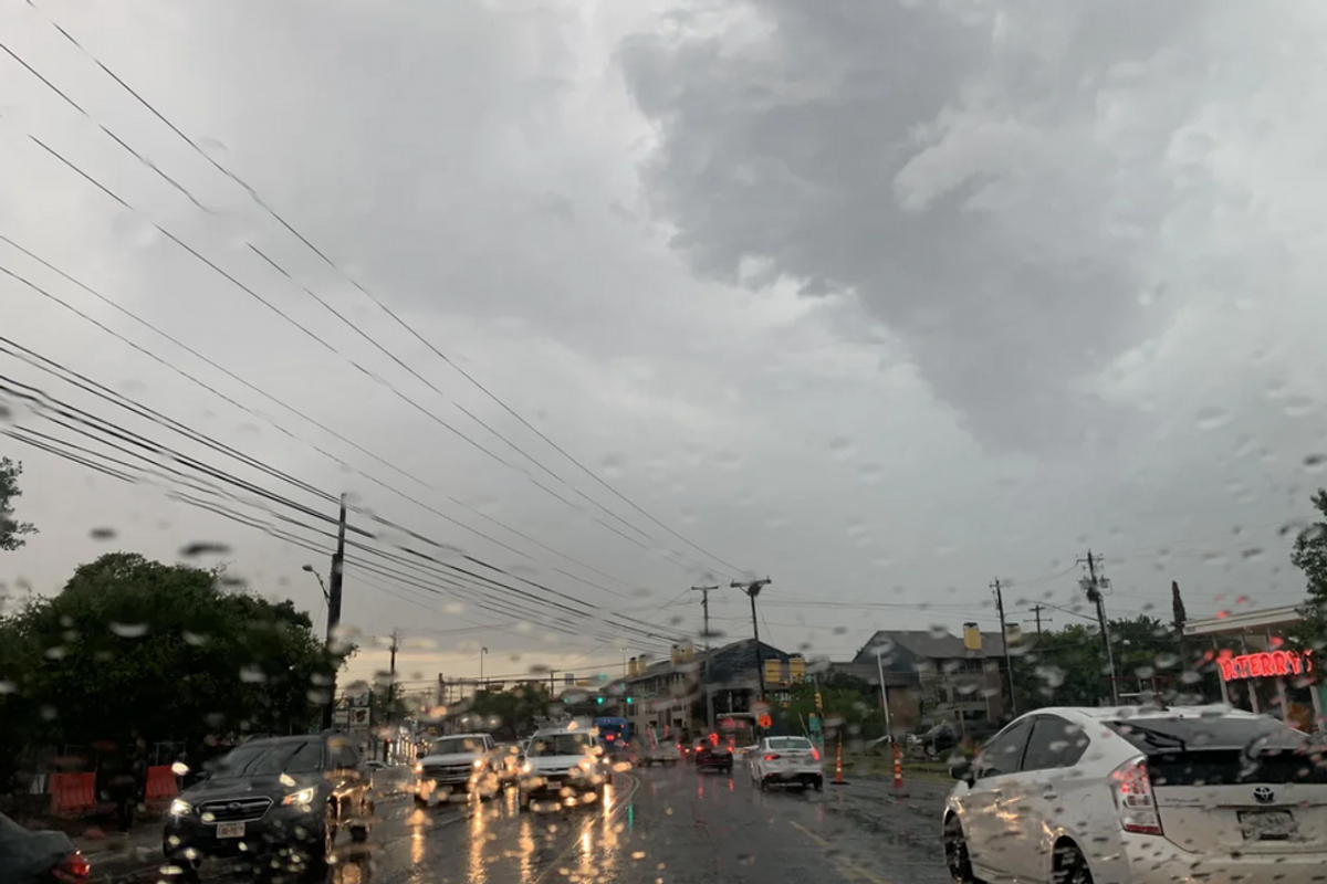 Cold front, rain bringing Austin temperatures down to 50 degrees today