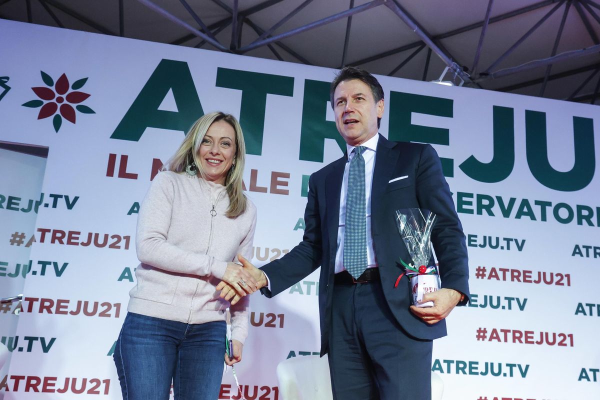 Conte si butta sul proporzionale per non scomparire alle elezioni