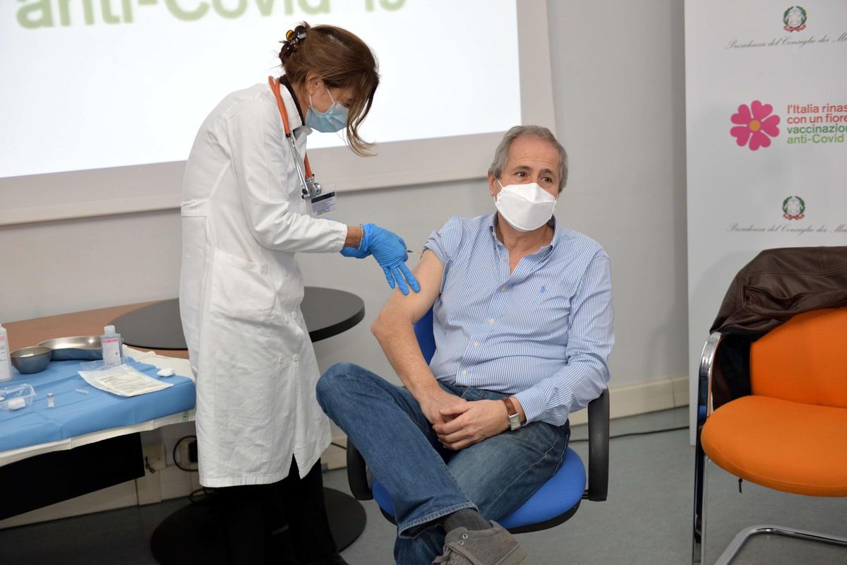 Crisanti dubita e diventa subito un no vax