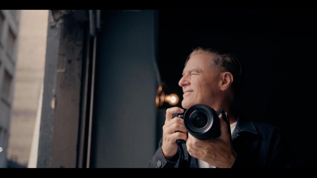 Torna il calendario Pirelli firmato Bryan Adams