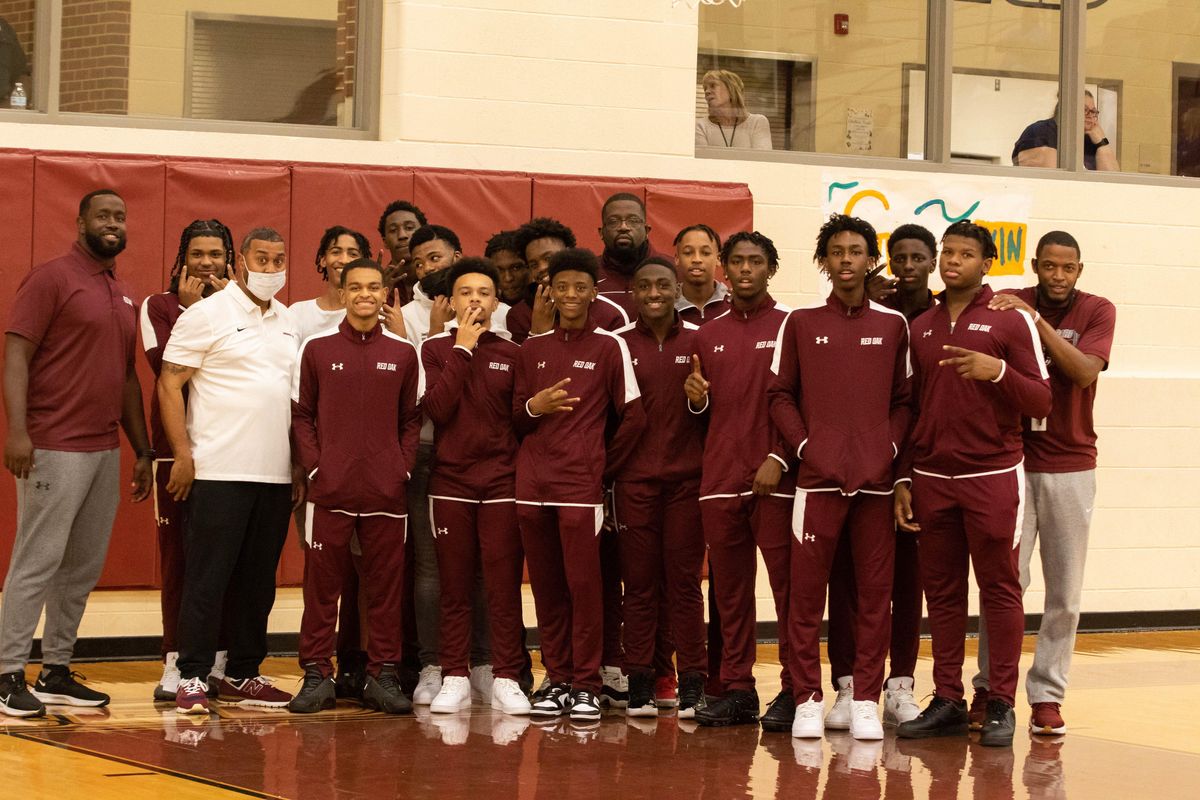 Game Highlights powered by Boost Mobile: Red Oak vs. Pinkston basketball at HoopFest 2021