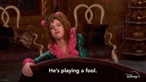 Nerdy TV Characters Who Are Actually Super Hot! Tabs, Tues., Nov. 30, 2021