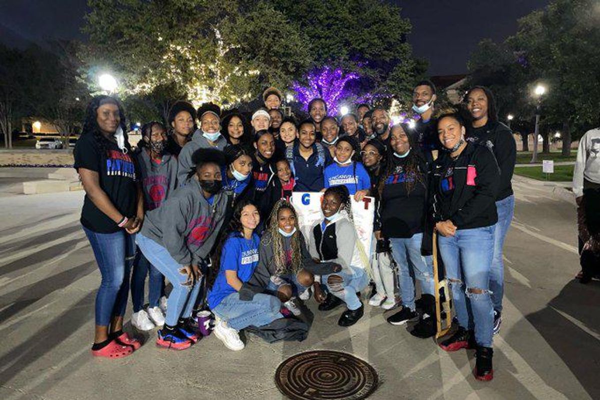 Game Highlights powered by Boost Mobile: Duncanville vs. Montverde Academy girls basketball at HoopFest 2021