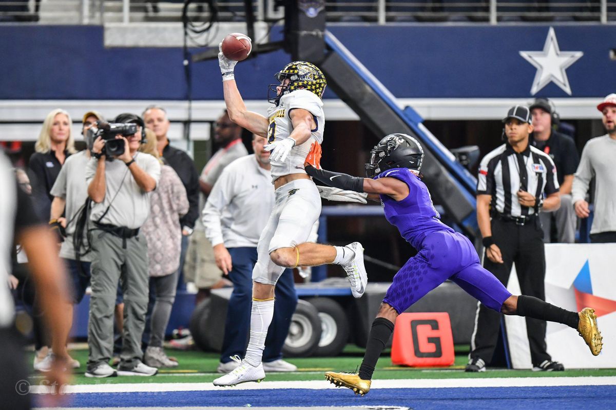 Austin LBJ loses 38-21 in final game of historic state championship run