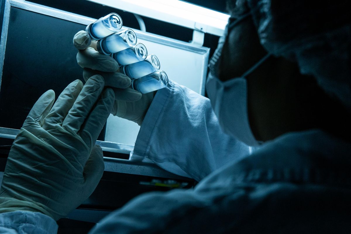 Il Covid prosciuga il mercato dei vaccini: mancano le materie prime