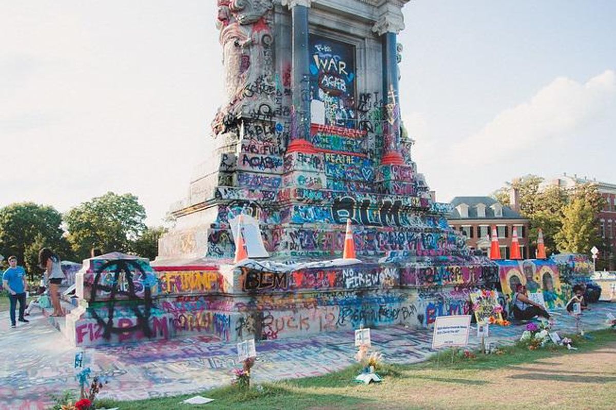 A Robert E. Lee Statue Time Capsule You Say? Well Well Well.
