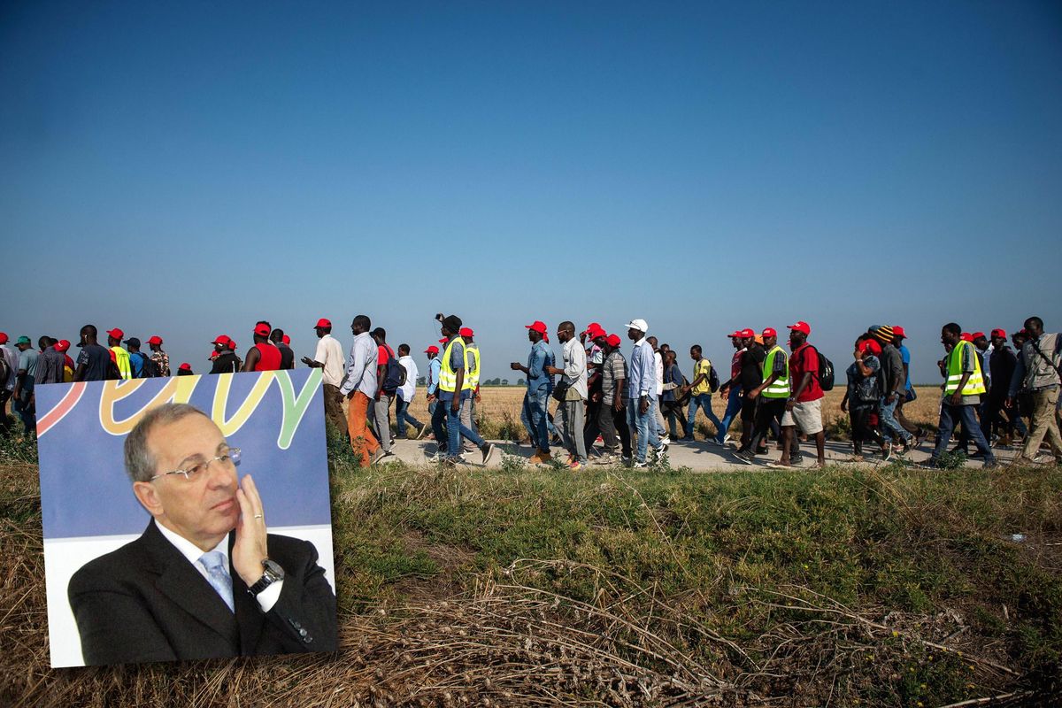 La moglie è indagata per caporalato. Si dimette il capo dell’immigrazione