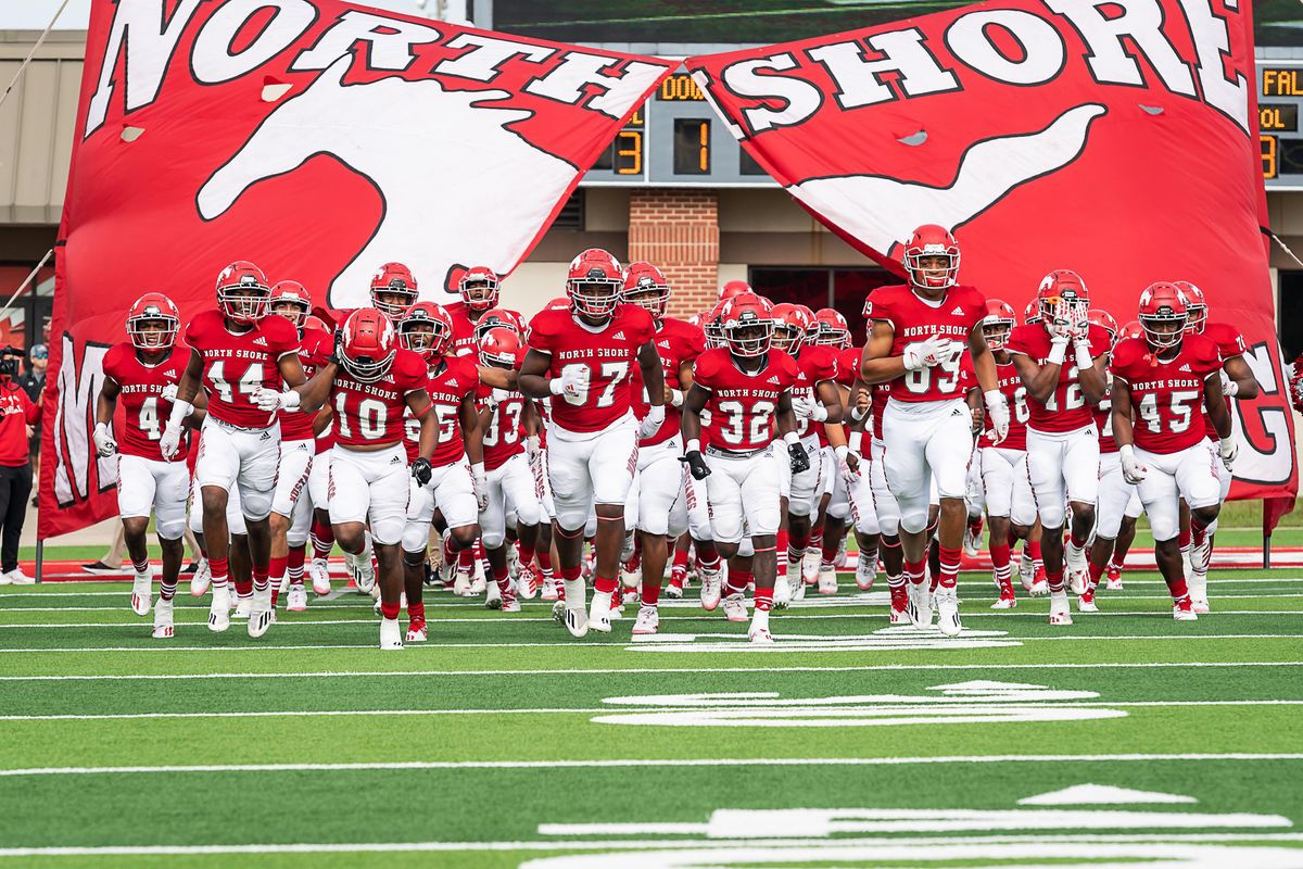 Winning In the Trenches: Mustangs roll to 3-0 start, defeat Westfield 55-25