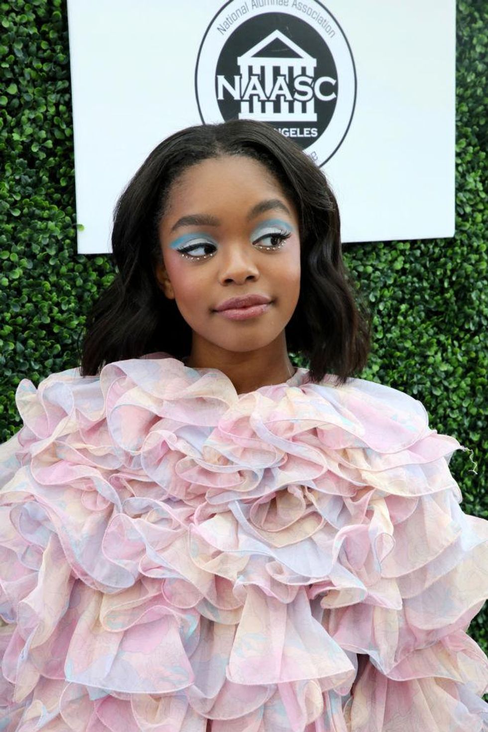 10 Beauty Moments That Prove Crystal Eyes Are Here To Stay LaptrinhX