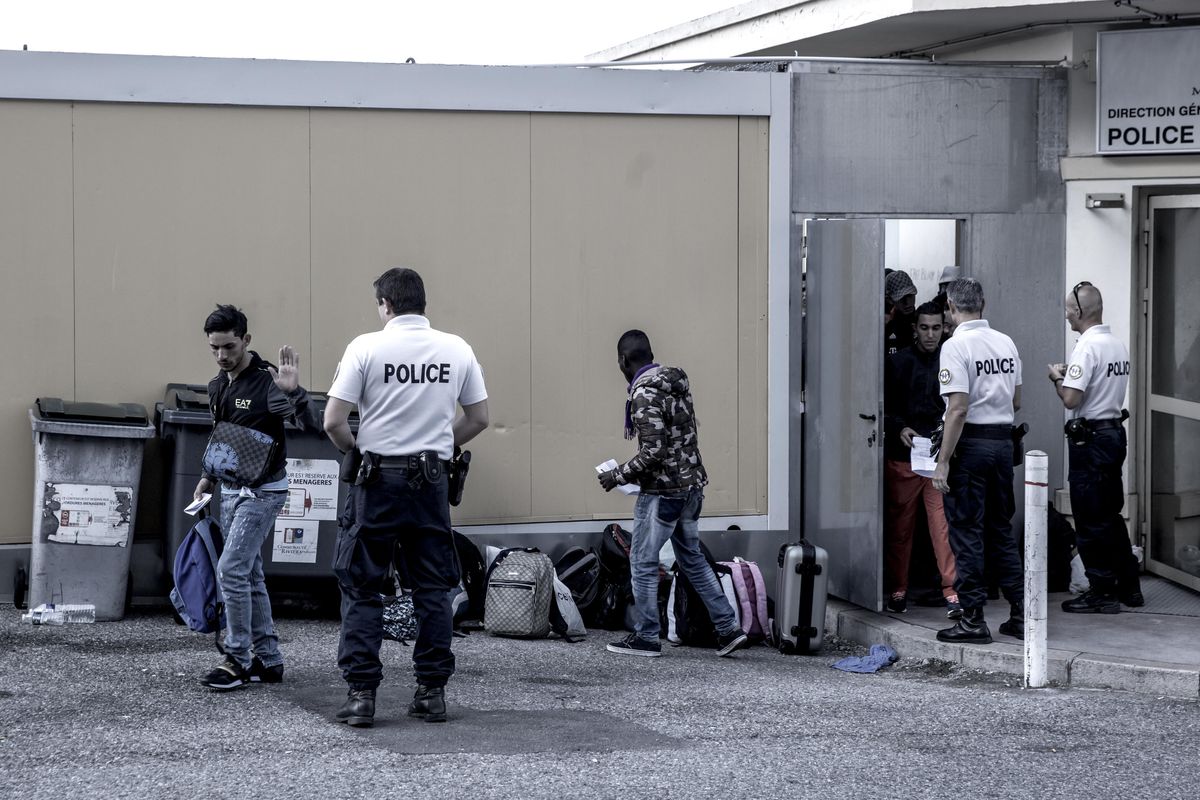 migranti italia francia trattato ue schengen