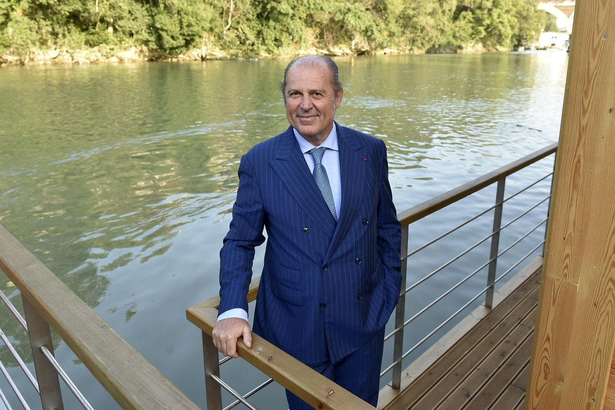 Per blandire i pattisti Donnet mette sul tavolo 5,6 miliardi di dividendi