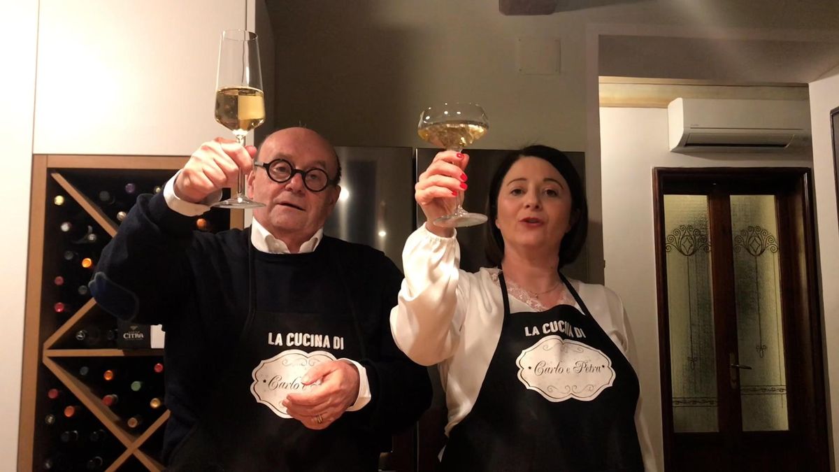Le pillole di galateo di Petra e Carlo: il brindisi di Capodanno