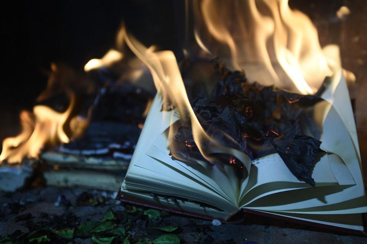 Conservatives Inadvertently Encourage Teen Reading With Swath Of Book Bans