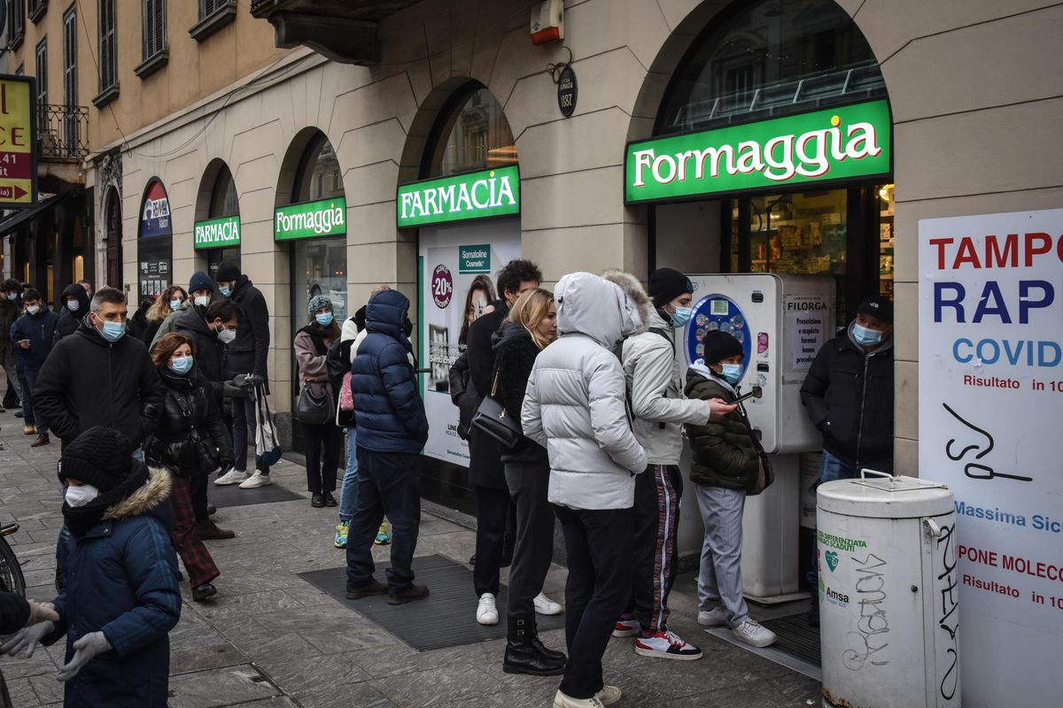 I positivi calano senza le serrate. Meno casi pure in Belgio e Polonia