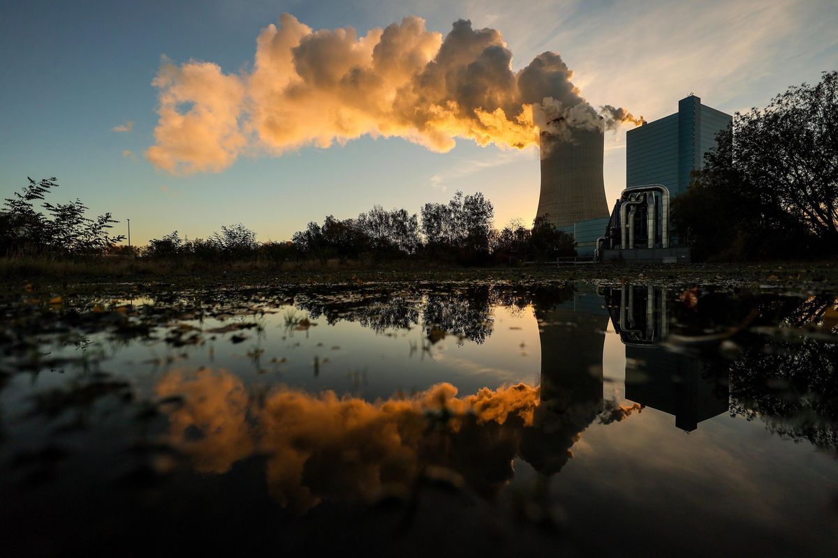 Berlino spegne tre centrali nucleari e fa salire ancora prezzi ed emissioni