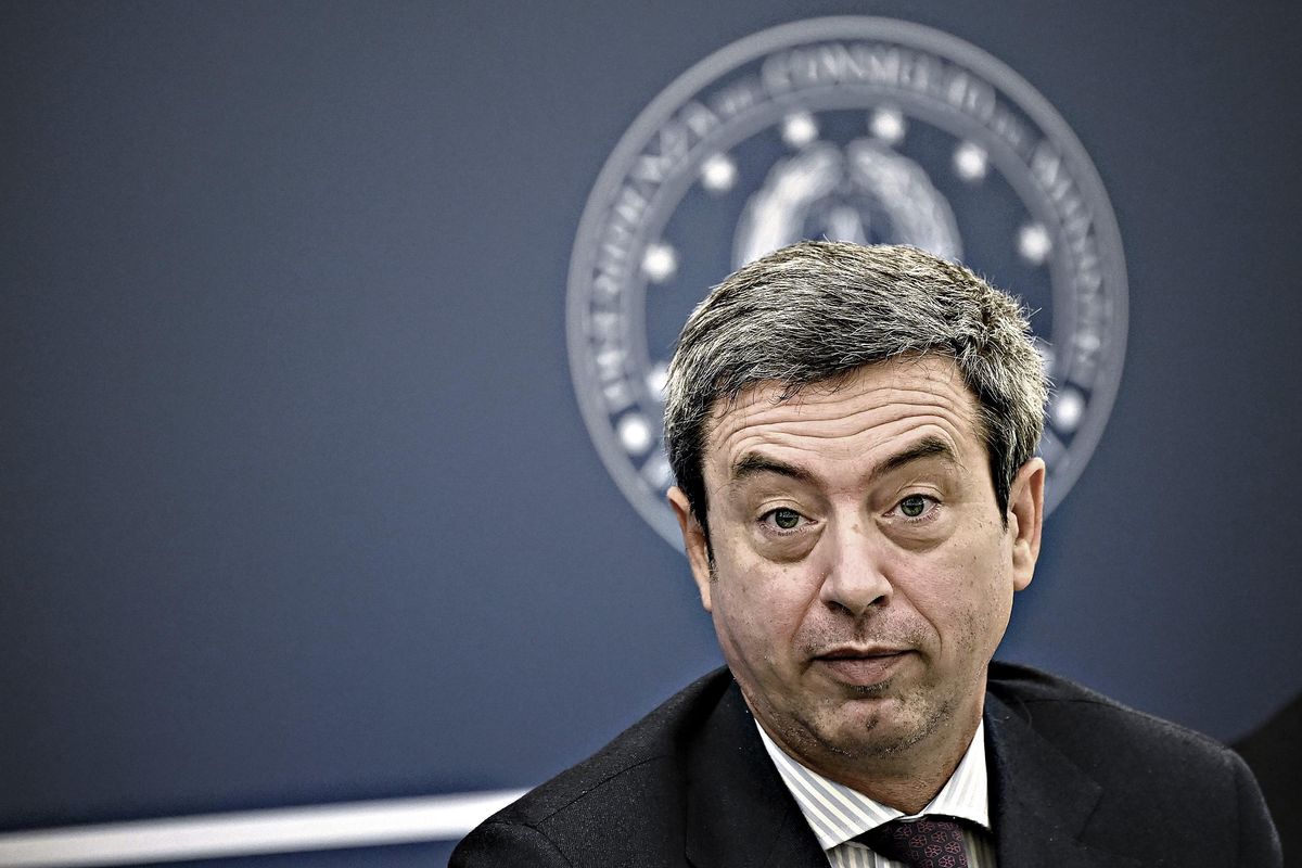 Lo Stato abdica al suo ruolo e scarica il peso dei controlli sui lavoratori