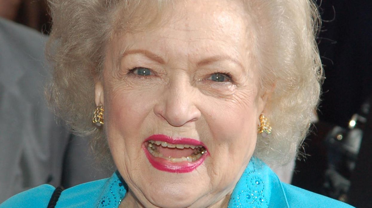 Anti-Vaxxers Make Insane Claim About Betty White's Death