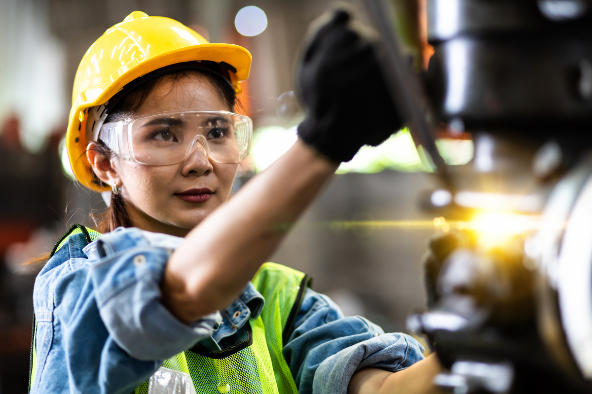 As manufacturing jobs pick up steam in Central Texas, more women are joining the industry