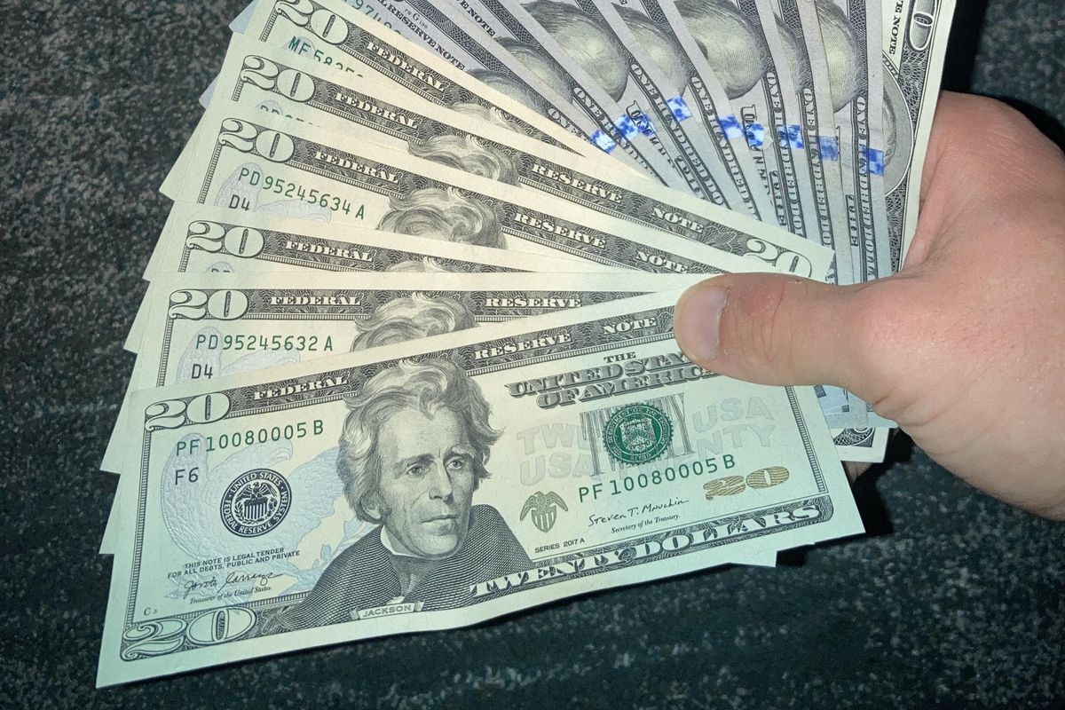 USA To No Longer Pay Its Workers Less Than It Costs To Live Here