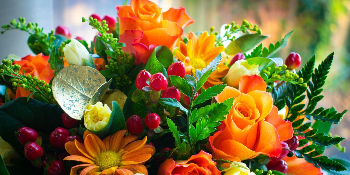 People Share The Best Male Equivalents To A Getting A Woman Flowers