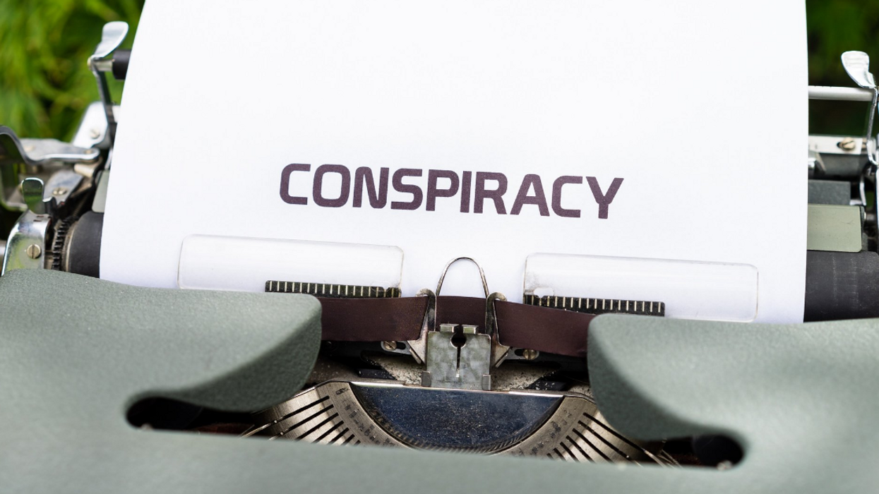 People Break Down The Most Outlandish Conspiracy Theories They've Heard