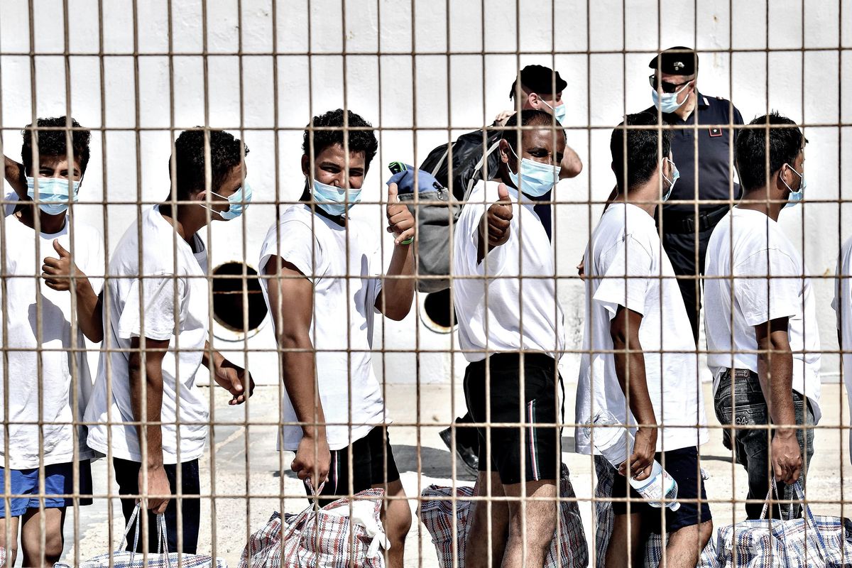 migranti coop la fenice